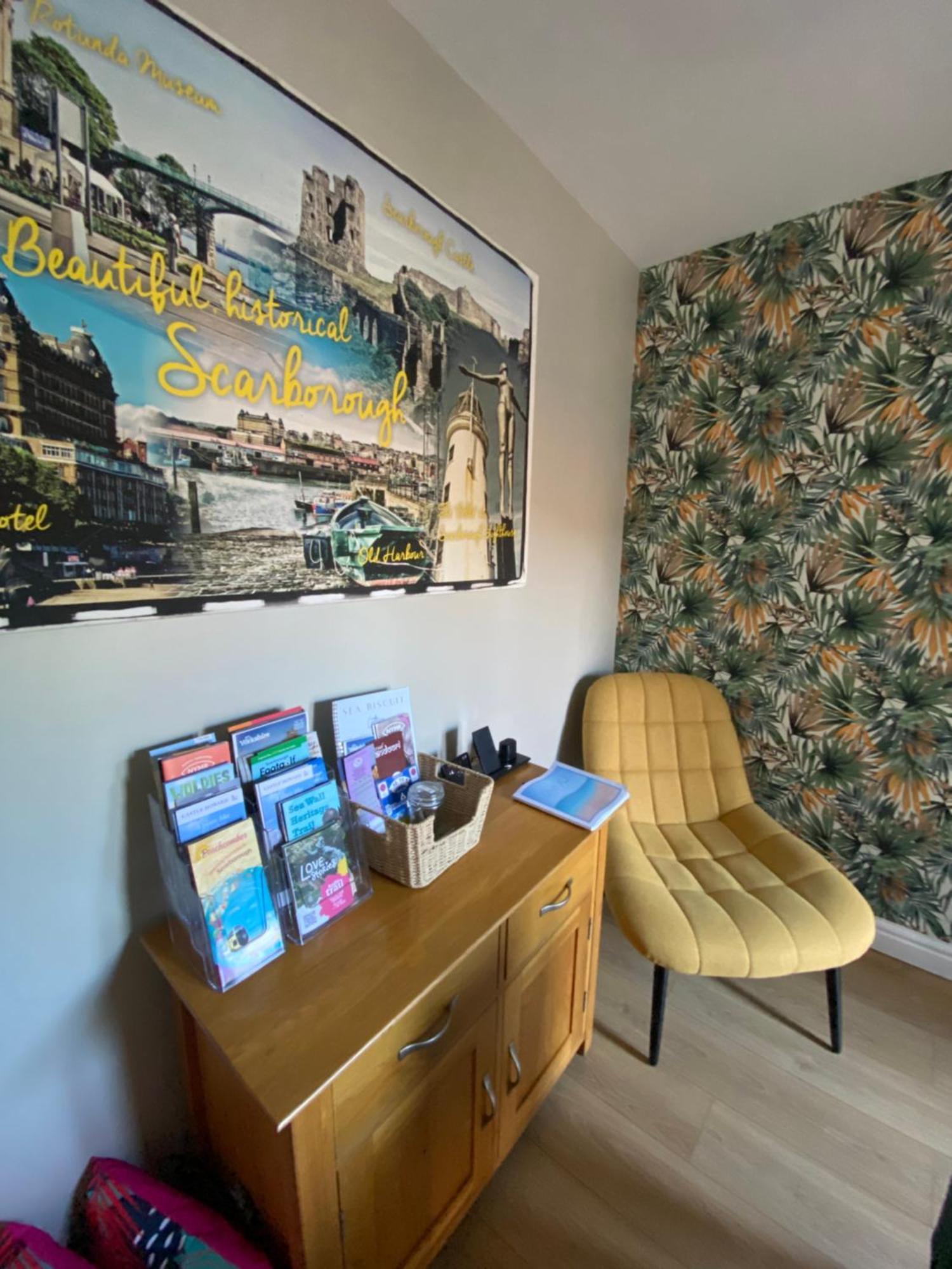 Sea Biscuit Cottage, Скарбъро Екстериор снимка